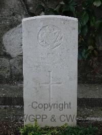 Salonika (Lembet Road) Military Cemetery - McDonagh, P